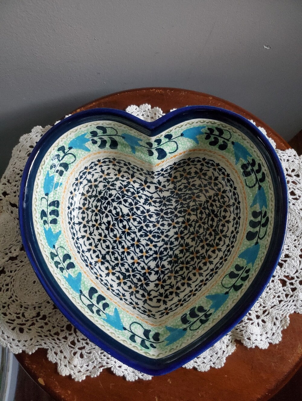 Boleslawiec Polish Pottery Heart Shaped Bowl Country Meadow Blue Floral 6”